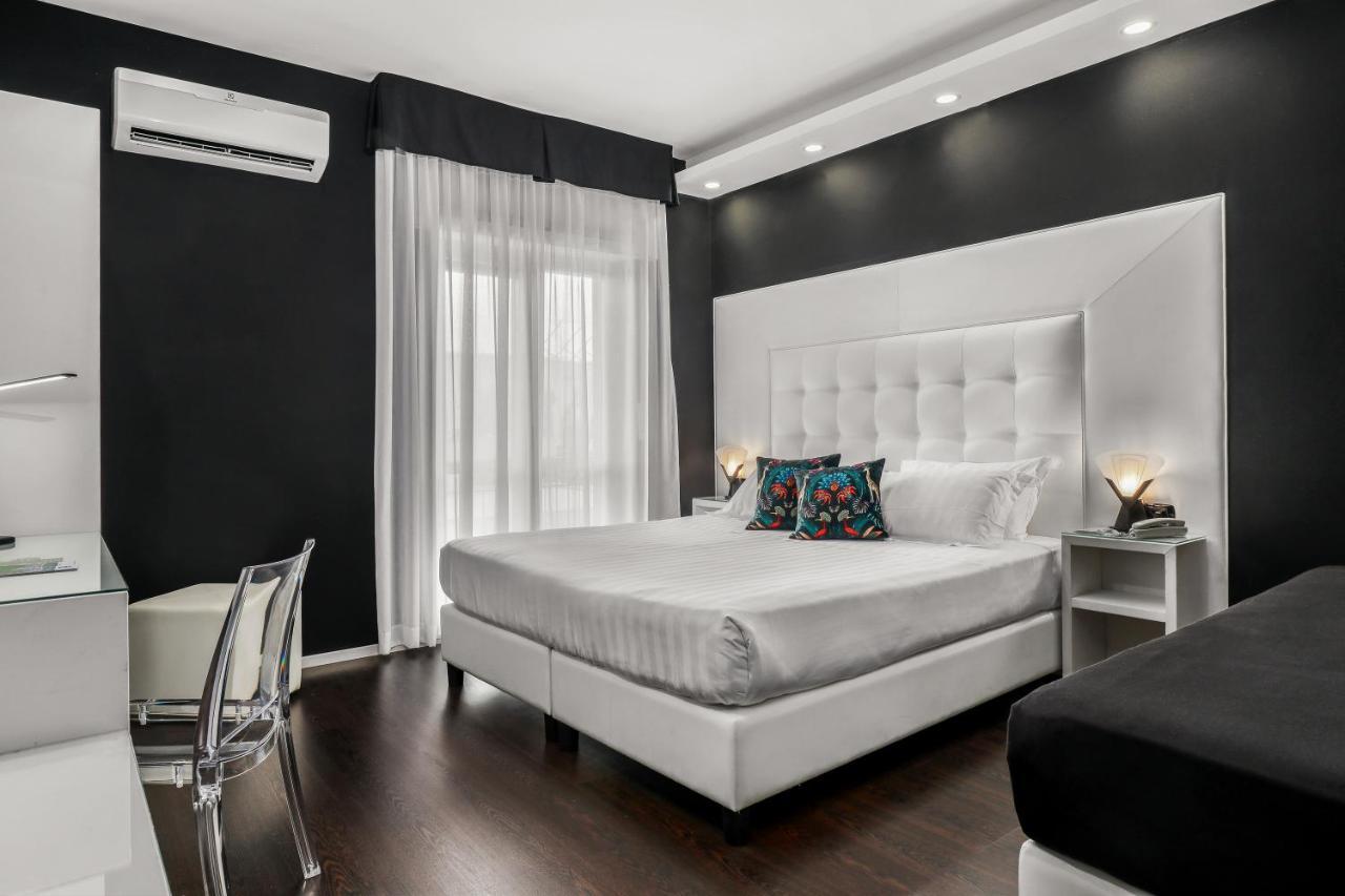 Reggia Suite Spa Hotel Caserta Exterior photo