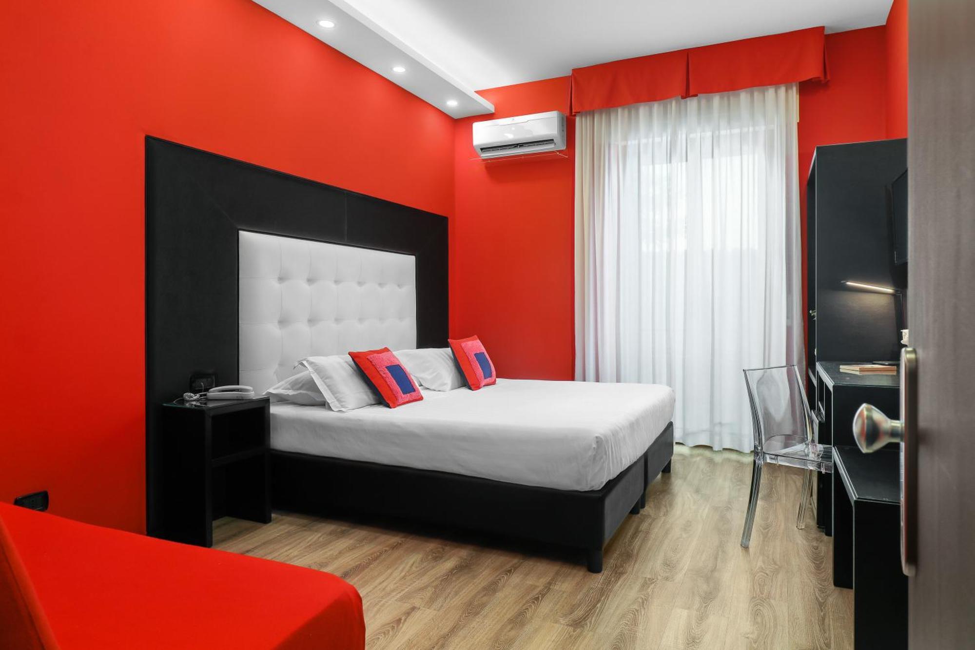 Reggia Suite Spa Hotel Caserta Exterior photo