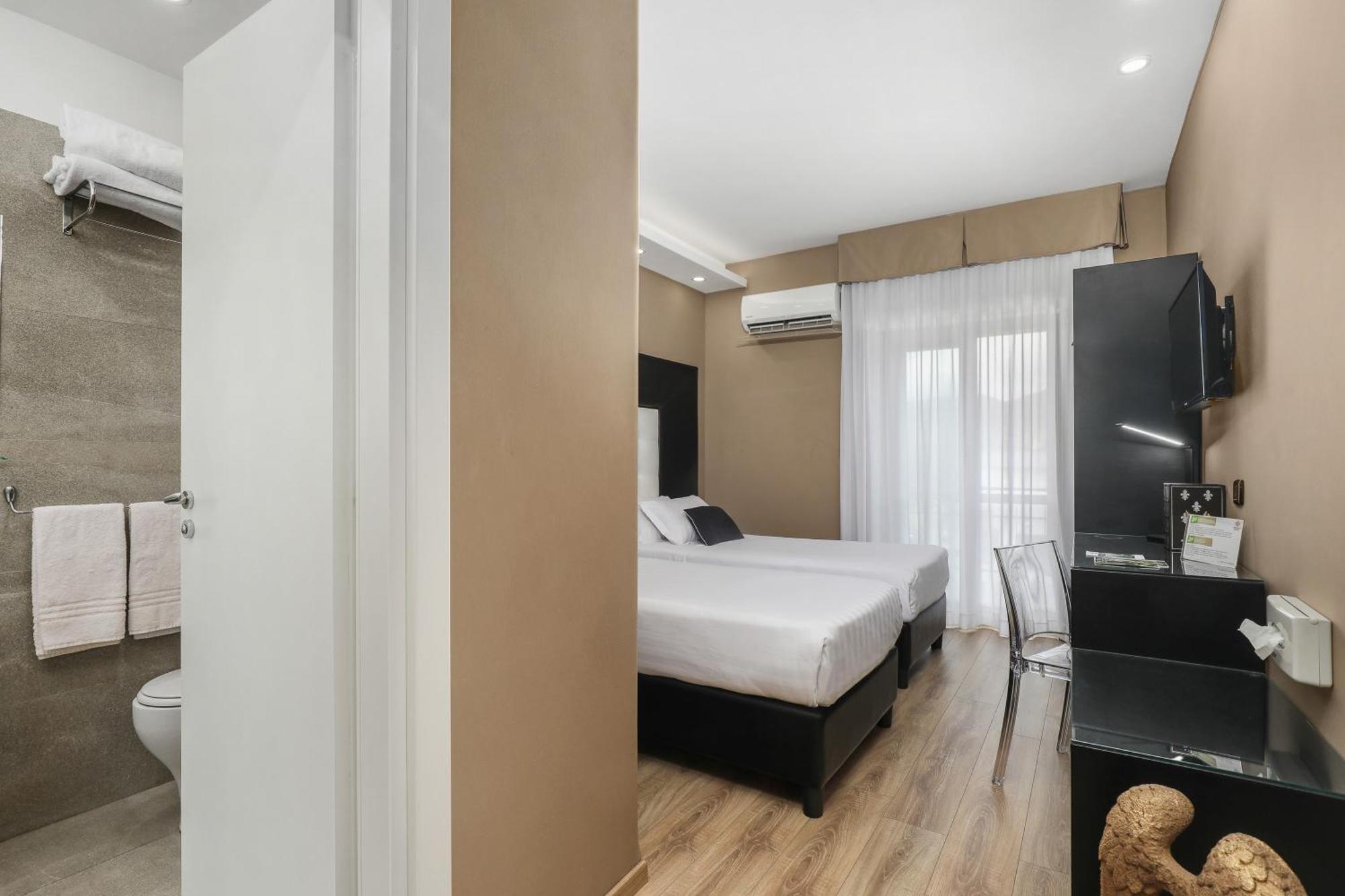 Reggia Suite Spa Hotel Caserta Exterior photo